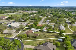 217 Corder Ln, Burnet, TX 78611 - Photo 7