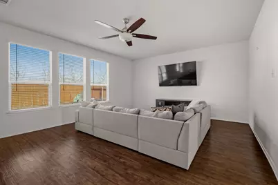 220 Saranac Drive, Elgin, TX 78621 - Photo 9