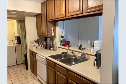 806 W 24th Street #324, Austin, TX 78705 - Photo 9