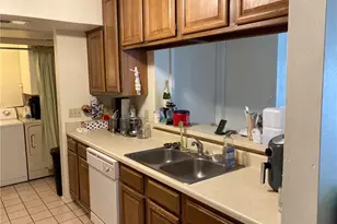 806 W 24th St, Austin, TX 78705 - Photo 9