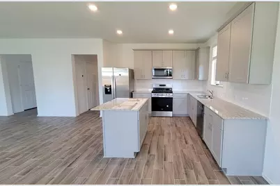 452 Pickrell Loop, Liberty Hill, TX 78642 - Photo 5