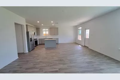 452 Pickrell Loop, Liberty Hill, TX 78642 - Photo 3