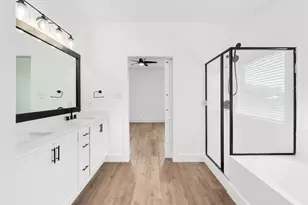 11124 Silo Valley Dr, Austin, TX 78754 - Photo 19