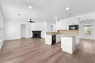 11124 Silo Valley Dr, Austin, TX 78754 - Photo 13