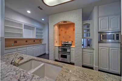 408 Hazeltine Drive, Lakeway, TX 78734 - Photo 13