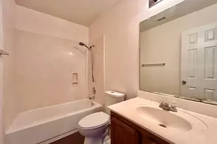 102 Adame Ln, Hutto, TX 78634 - Photo 29