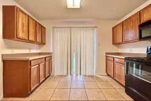 102 Adame Ln, Hutto, TX 78634 - Photo 13