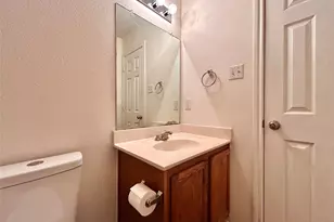 102 Adame Ln, Hutto, TX 78634 - Photo 27
