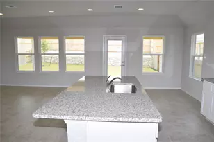 208 Shugart St, San Marcos, TX 78666 - Photo 11