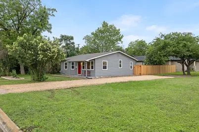 606 E 19th Street, Georgetown, TX 78626 - Photo 21