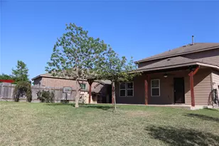 5032 Irvine Ln, Del Valle, TX 78617 - Photo 7