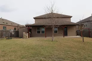 5032 Irvine Ln, Del Valle, TX 78617 - Photo 5