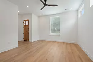2004 Maxwell Ln, Austin, TX 78741 - Photo 3