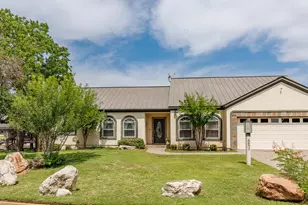 521 Lucy Ln, Horseshoe Bay, TX 78657 - Photo 1