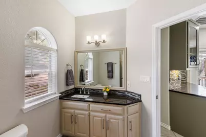 521 Lucy Lane, Horseshoe Bay, TX 78657 - Photo 27