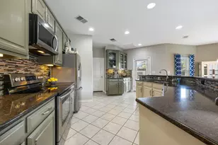 521 Lucy Ln, Horseshoe Bay, TX 78657 - Photo 13