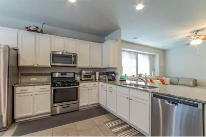352 S Brook Drive, Leander, TX 78641 - Photo 7