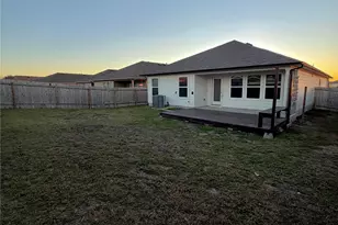 314 Addison Pl, Lockhart, TX 78644 - Photo 7