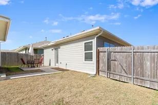 203 Mossycup Dr, San Marcos, TX 78666 - Photo 25