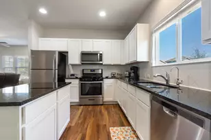 203 Mossycup Dr, San Marcos, TX 78666 - Photo 9