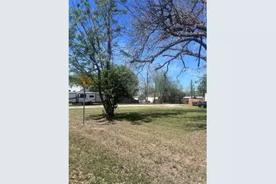 Tbd SE 2nd Street, Smithville, TX 78957 - Photo 3