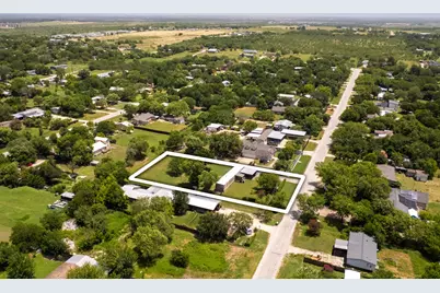 1840 Pine Street, San Marcos, TX 78666 - Photo 27