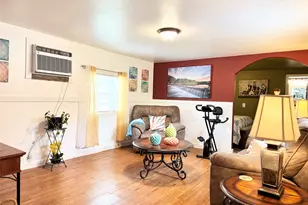 1840 Pine St, San Marcos, TX 78666 - Photo 7