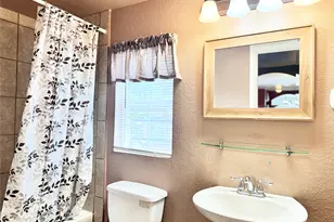 1840 Pine St, San Marcos, TX 78666 - Photo 17