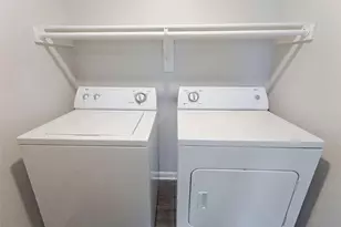 12215 Hunters Chase Dr, Austin, TX 78729 - Photo 27