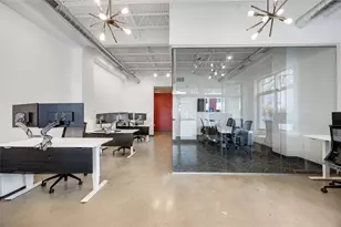 2401 E 6th St, Austin, TX 78702 - Photo 1