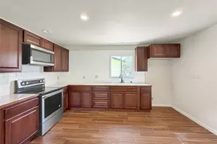 614 Red Oak Woods, Canyon Lake, TX 78133 - Photo 11