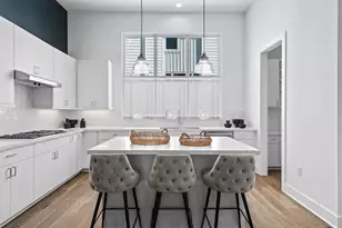 2805 McCurdy St, Austin, TX 78723 - Photo 9