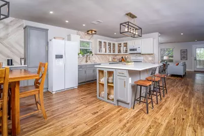 8216 Flaxen Drive, Austin, TX 78747 - Photo 5