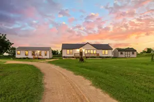 510 Wilson Rd, Red Rock, TX 78662 - Photo 7
