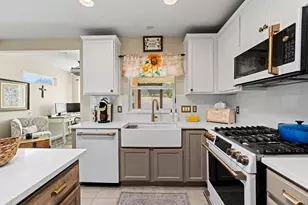 124 Huntsville Cove, Georgetown, TX 78633 - Photo 9