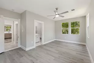 1159 San Bernard St, Austin, TX 78702 - Photo 9