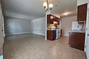 6800 Lunar Dr, Austin, TX 78745 - Photo 7