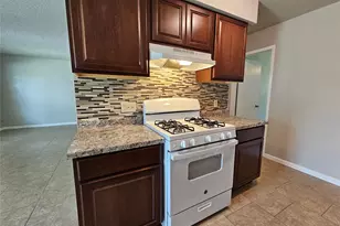 6800 Lunar Dr, Austin, TX 78745 - Photo 11