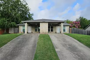 6800 Lunar Dr, Austin, TX 78745 - Photo 3