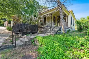 1008 E 8th St, Austin, TX 78702 - Photo 1