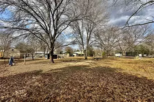 1710 Aspen St, San Marcos, TX 78666 - Photo 11