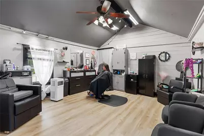 209 S Main Street, Salado, TX 76571 - Photo 11