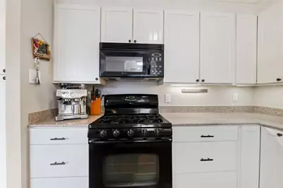 11501 Oak Knoll Drive, Austin, TX 78759 - Photo 9