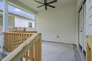 889 S Leon, Giddings, TX 78942 - Photo 19