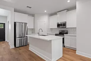 889 S Leon, Giddings, TX 78942 - Photo 5