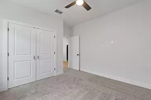 889 S Leon, Giddings, TX 78942 - Photo 17