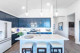 101 Hollister Dr, Liberty Hill, TX 78642 - Photo 5