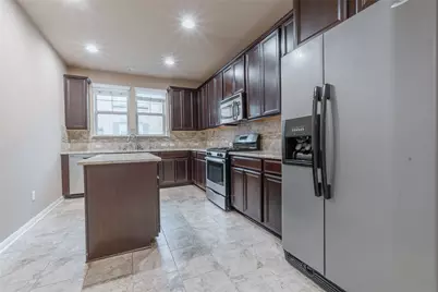 7220 Wyoming Springs Drive #203, Round Rock, TX 78681 - Photo 3
