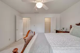 185 E Broken Tree Ln, Smithville, TX 78957 - Photo 19