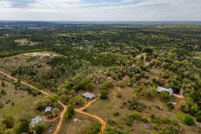 185 E Broken Tree Lane, Smithville, TX 78957 - Photo 35